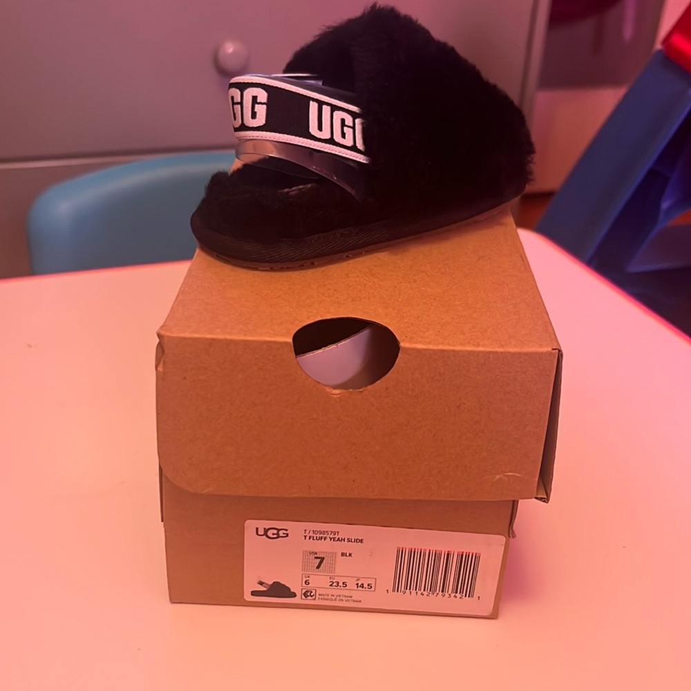 Toddler girl ugg slide
